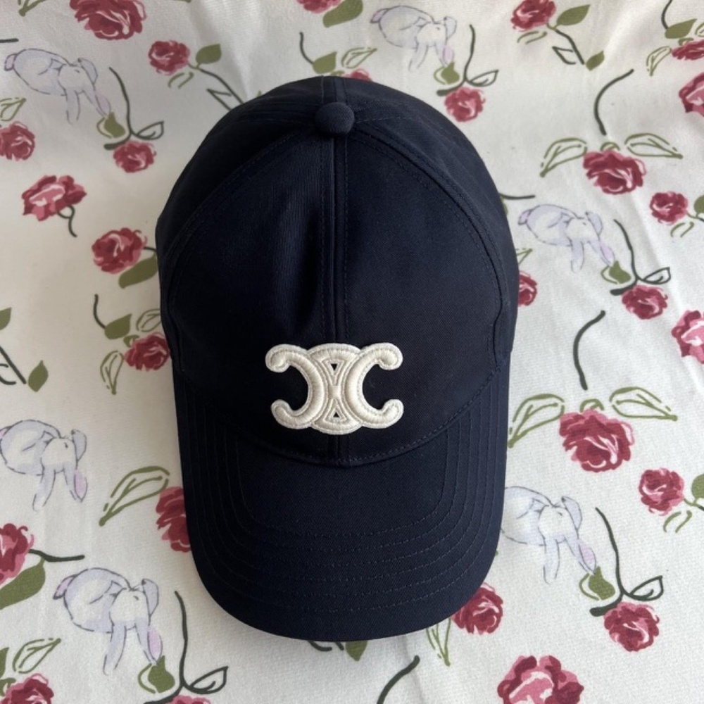 celine hat - Picture 3 of 4